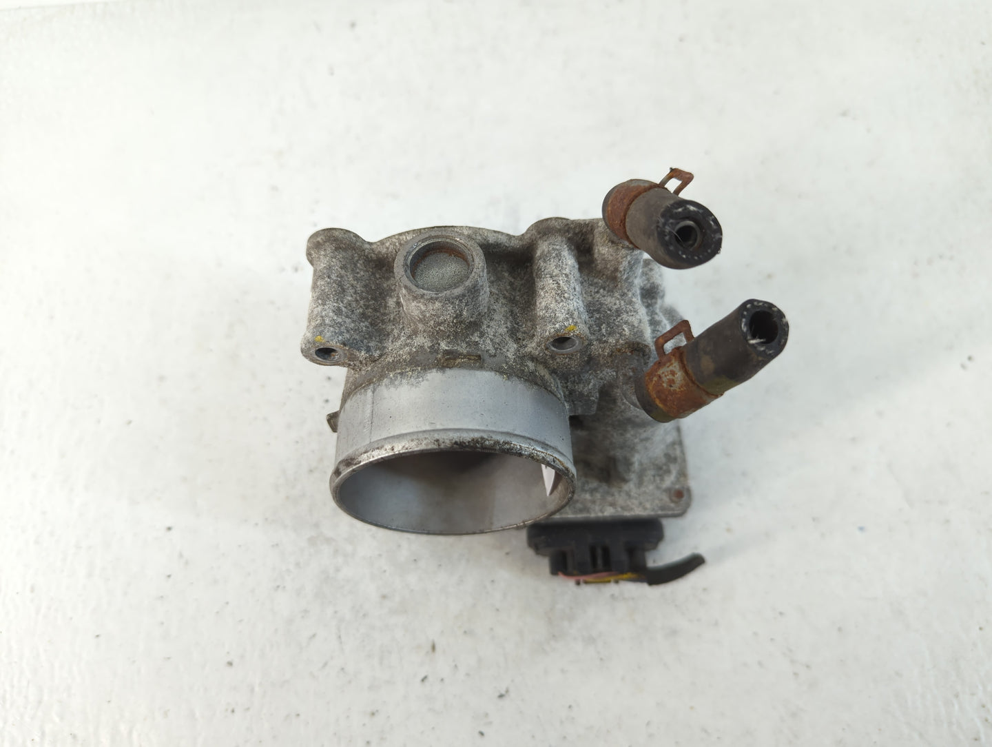 2014-2018 Kia Forte Throttle Body P/N:35100-2E000 Fits Fits 2011 2012 2013 2014 2015 2016 2017 2018 2019 2020 2021 OEM Used 