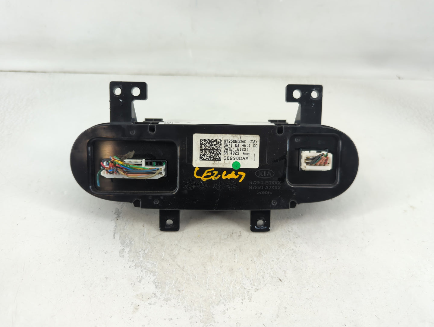 2017-2018 Kia Forte Climate Control Module Temperature AC/Heater Replacement P/N:97250B0DA0 Fits Fits 2017 2018 OEM Used Aut