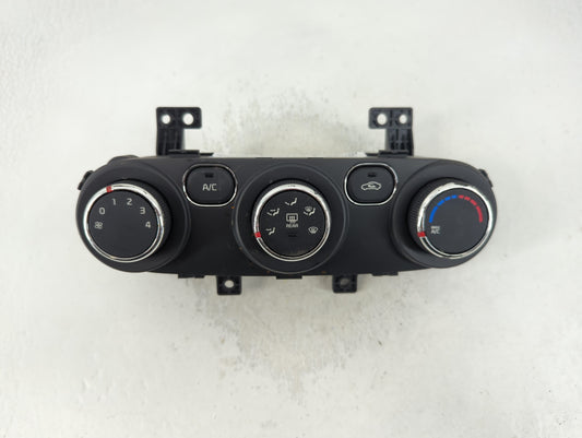 2017-2018 Kia Forte Climate Control Module Temperature AC/Heater Replacement P/N:Q0290AAM Fits Fits 2017 2018 OEM Used Auto 