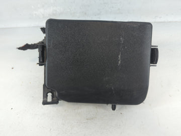 2017-2018 Kia Forte Fusebox Fuse Box Panel Relay Module P/N:91218 B0400 Fits Fits 2017 2018 OEM Used Auto Parts - Oemusedaut