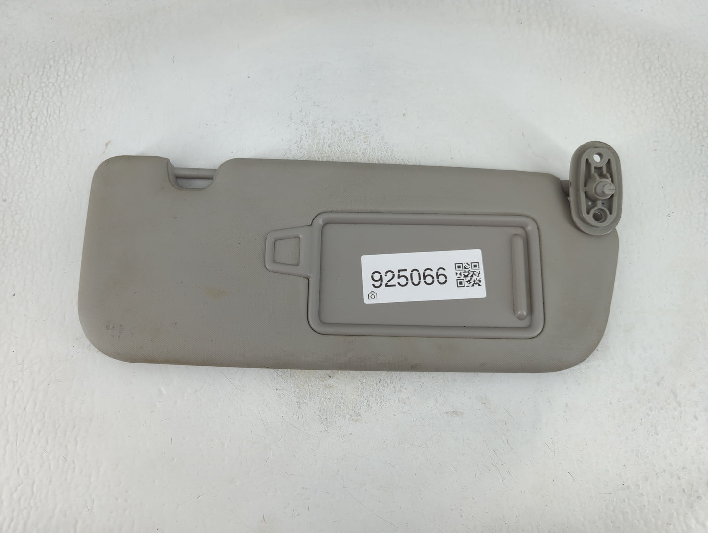2017-2018 Kia Forte Sun Visor Shade Replacement Passenger Right Mirror Fits Fits 2017 2018 OEM Used Auto Parts - Oemusedauto