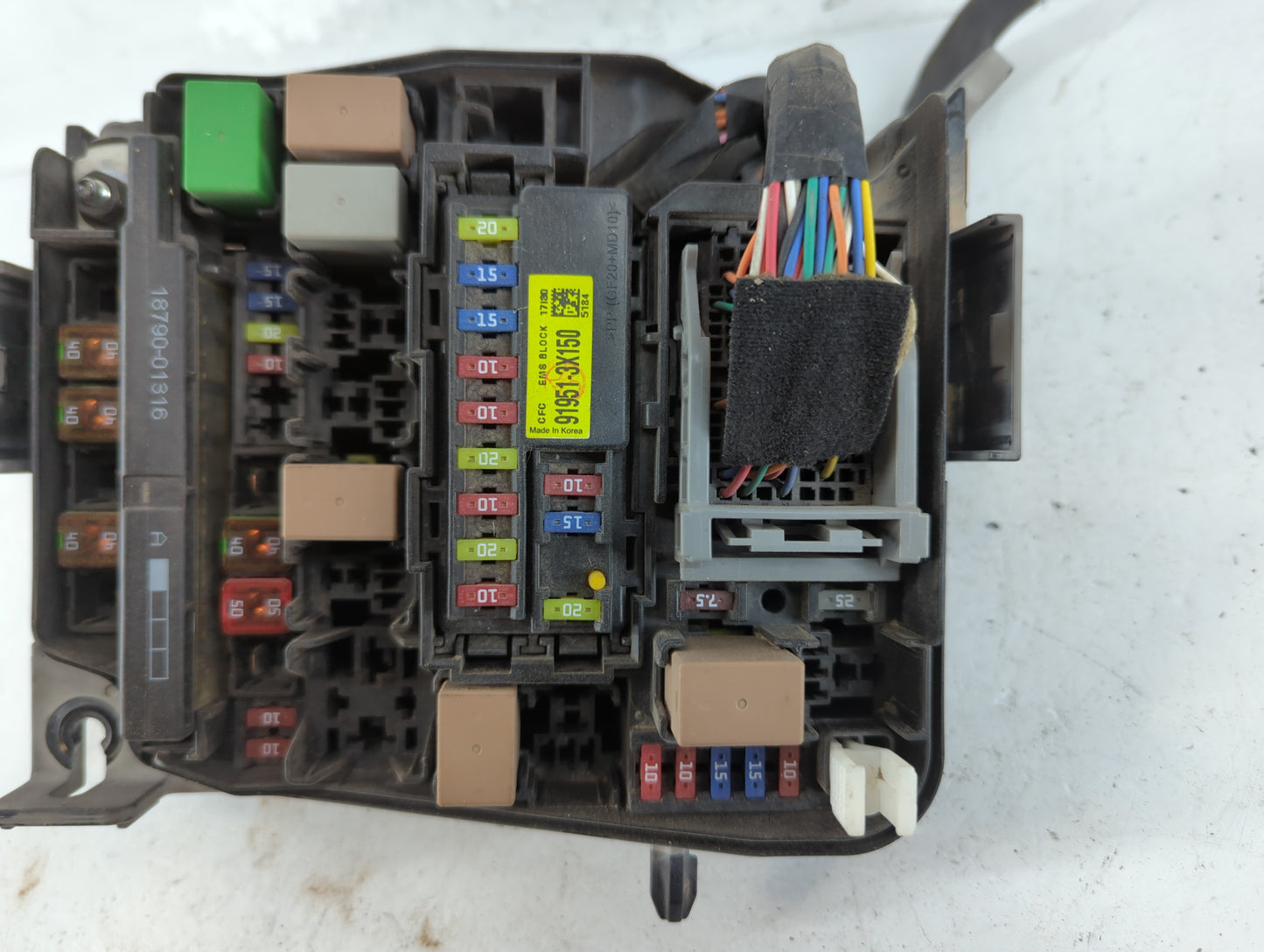 2017-2018 Kia Forte Fusebox Fuse Box Panel Relay Module P/N:1710101943 91950-3X510 Fits Fits 2017 2018 OEM Used Auto Parts -