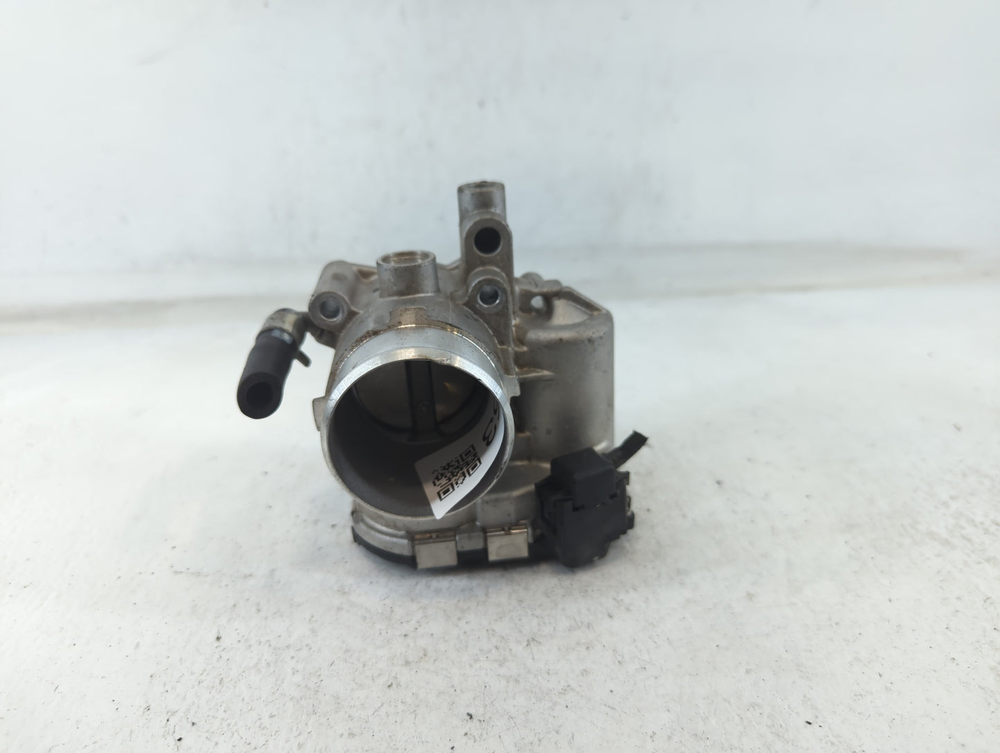 2017-2020 Kia Niro Throttle Body P/N:35100-03HA0 Fits Fits 2017 2018 2019 2020 2021 2022 OEM Used Auto Parts - Oemusedautopa