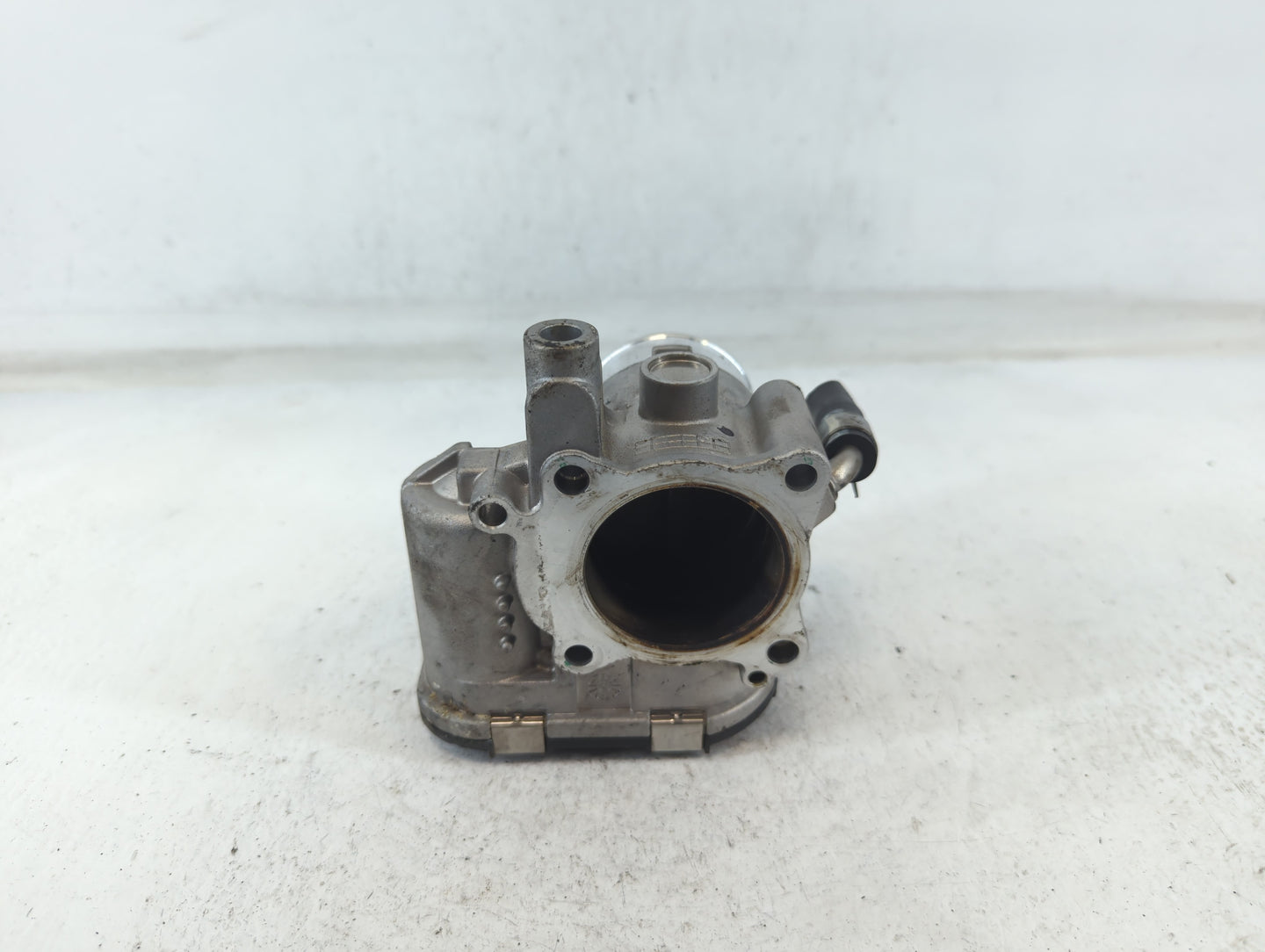 2017-2020 Kia Niro Throttle Body P/N:35100-03HA0 Fits Fits 2017 2018 2019 2020 2021 2022 OEM Used Auto Parts - Oemusedautopa