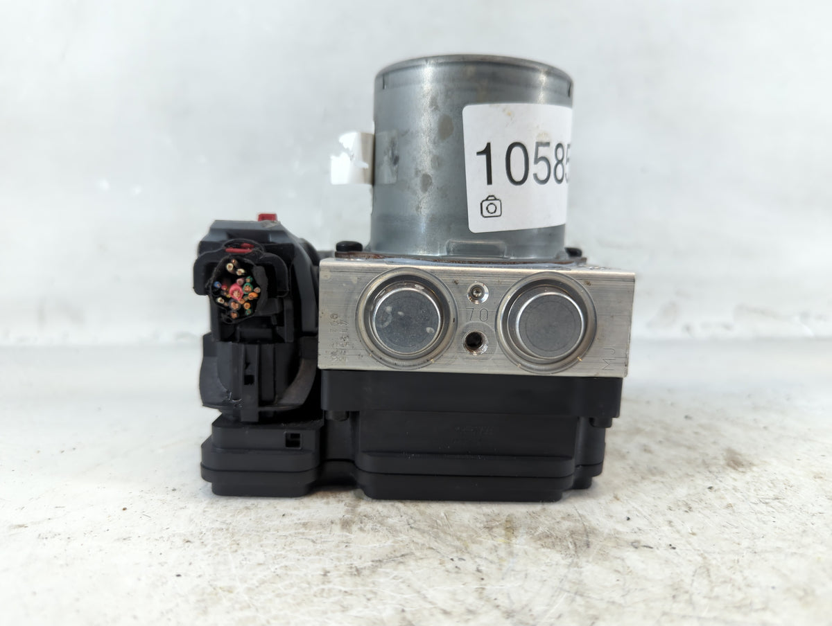 2016-2018 Kia Optima Anti-Lock Brake ABS Pump Module Actuator OEM P/N:58900-D5060 Fits Fits 2016 2017 2018 OEM Used Auto Par
