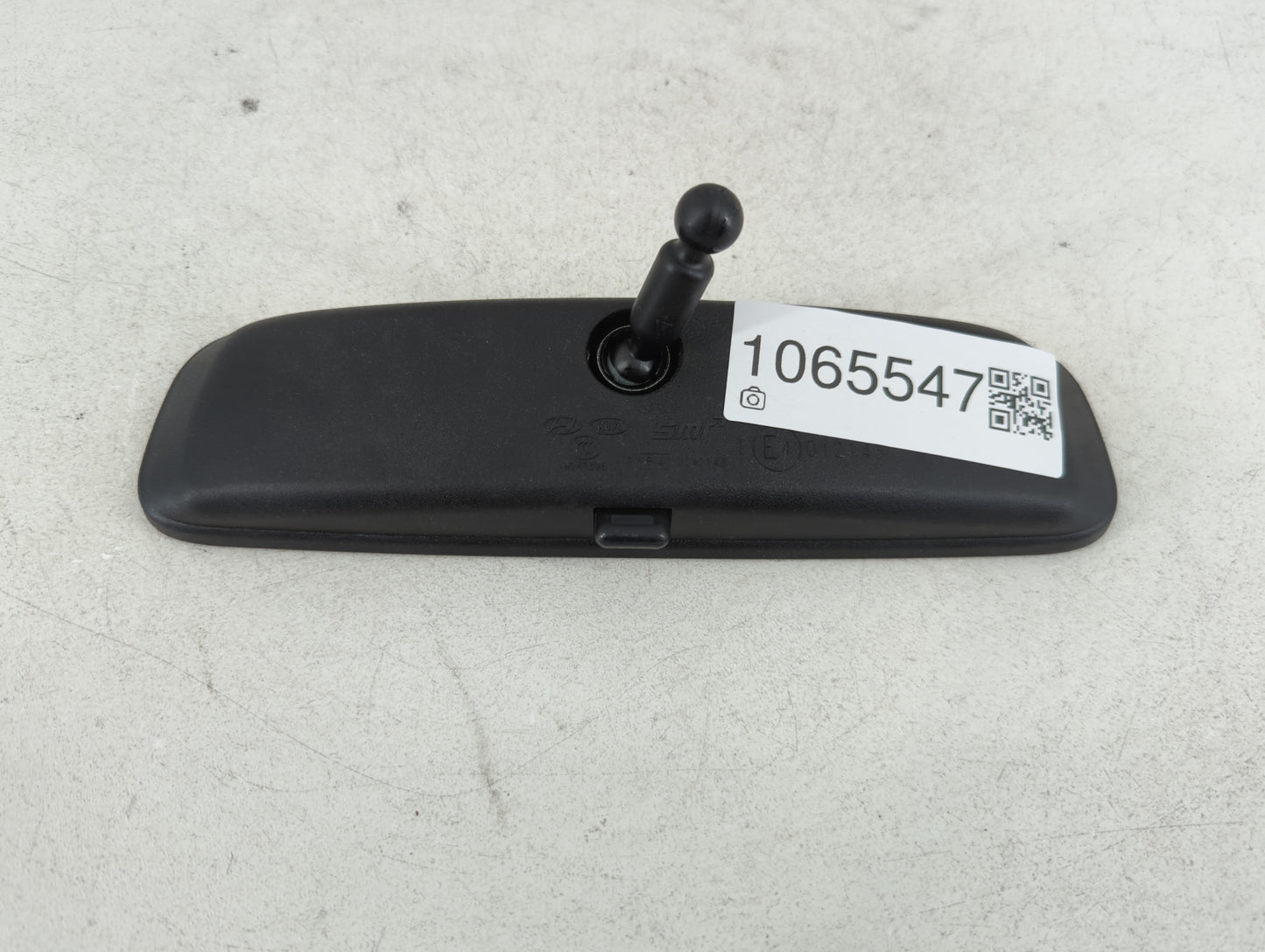 2011-2020 Kia Optima Interior Rear View Mirror Replacement OEM P/N:E4012143 Fits OEM Used Auto Parts - Oemusedautoparts1.com
