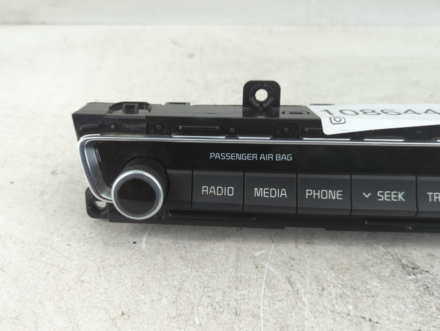 2016-2019 Kia Optima Radio AM FM Cd Player Receiver Replacement P/N:818D 9640A8180 Fits Fits 2016 2017 2018 2019 OEM Used Au