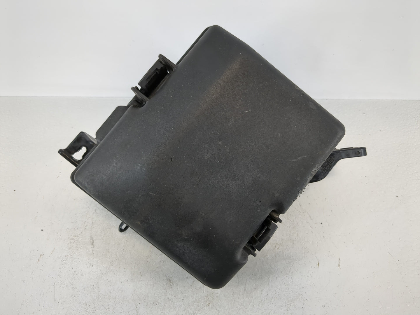 2016-2019 Kia Optima Fusebox Fuse Box Panel Relay Module P/N:91230D5070JA Fits Fits 2016 2017 2018 2019 OEM Used Auto Parts 