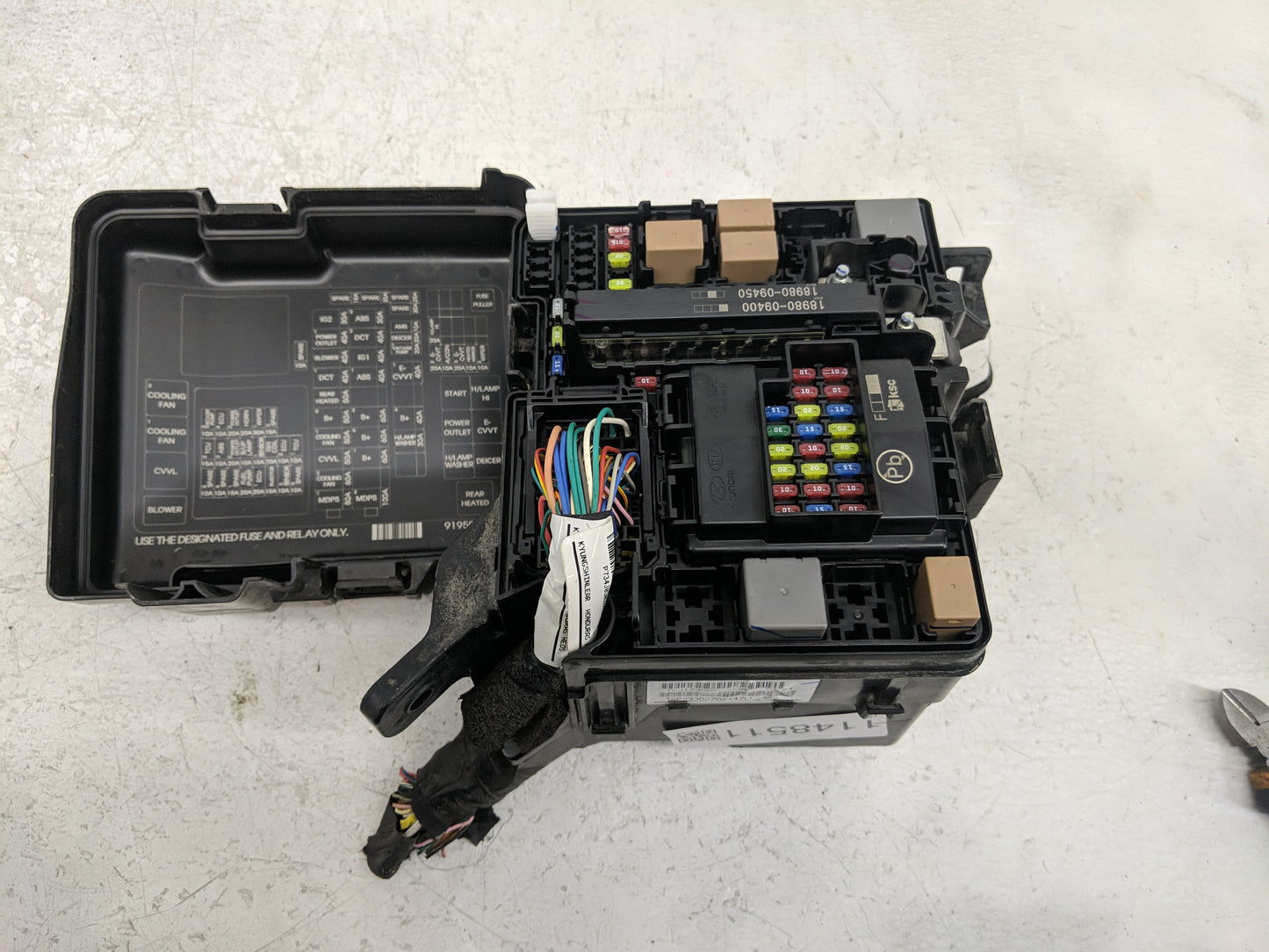 2016-2019 Kia Optima Fusebox Fuse Box Panel Relay Module P/N:91230D5070JA Fits Fits 2016 2017 2018 2019 OEM Used Auto Parts 