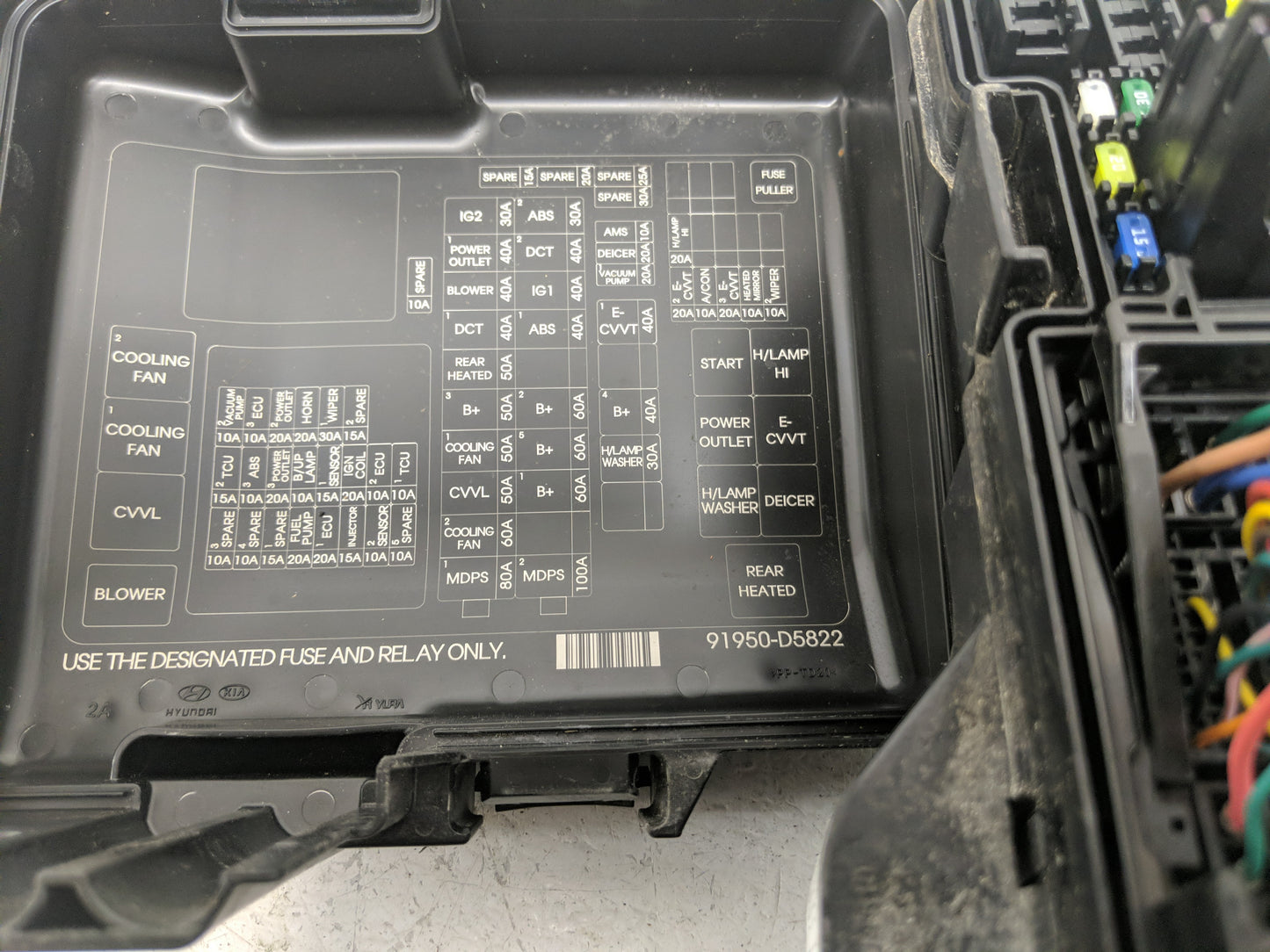 2016-2019 Kia Optima Fusebox Fuse Box Panel Relay Module P/N:91230D5070JA Fits Fits 2016 2017 2018 2019 OEM Used Auto Parts 