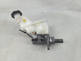 compare product 2016-2020 Kia Optima Brake Master Cylinder 1220802