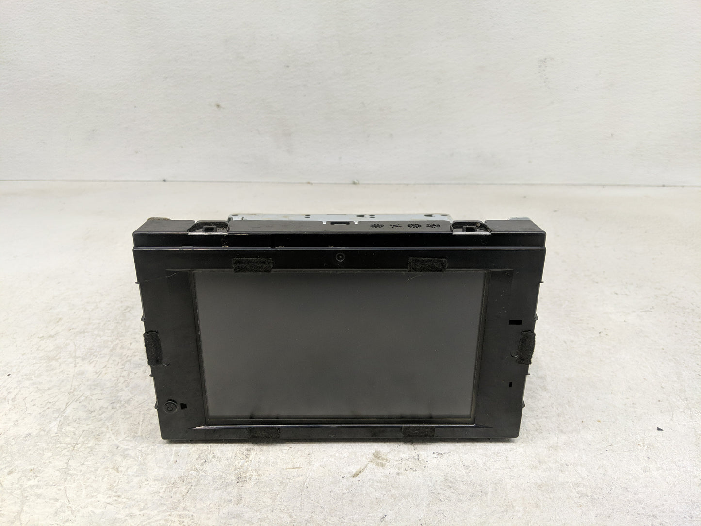 2017-2018 Kia Optima Radio AM FM Cd Player Receiver Replacement P/N:96160-D5150WK Fits Fits 2017 2018 OEM Used Auto Parts - 