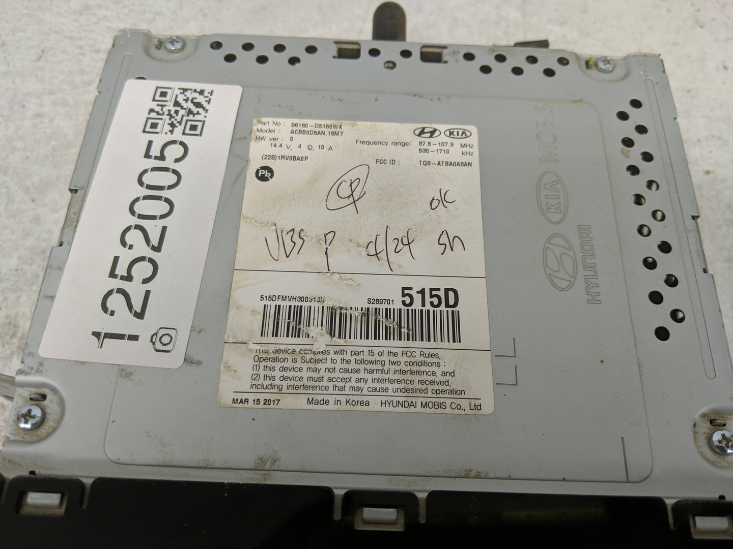 2017-2018 Kia Optima Radio AM FM Cd Player Receiver Replacement P/N:96160-D5150WK Fits Fits 2017 2018 OEM Used Auto Parts - 