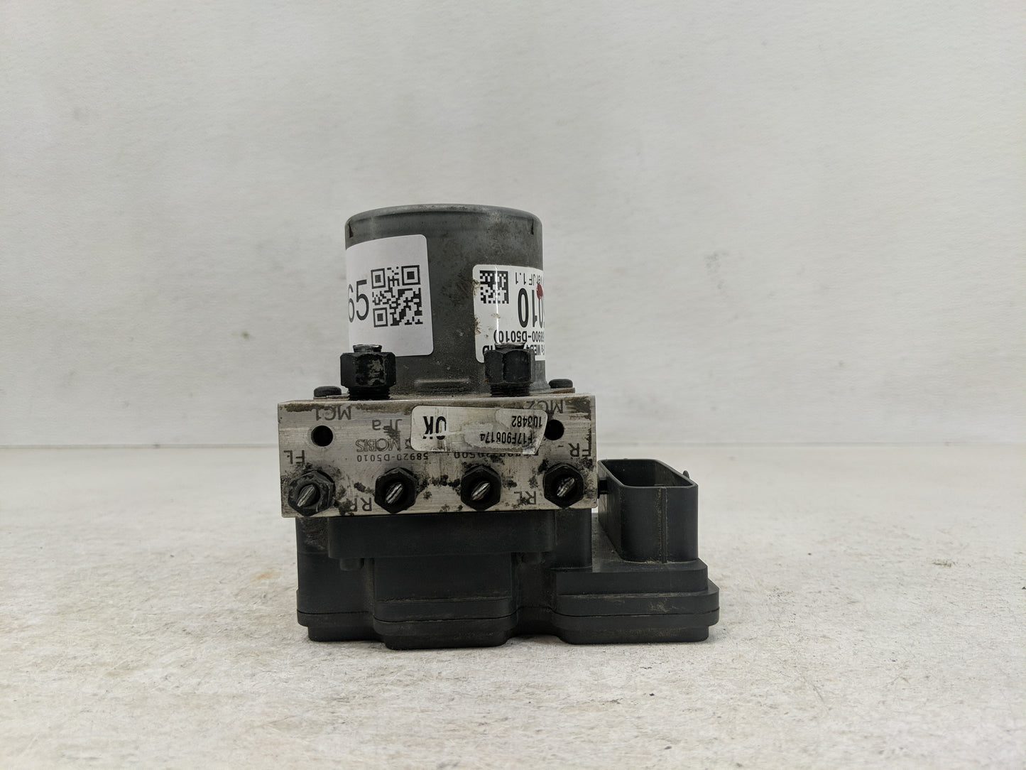 2016-2018 Kia Optima ABS Pump Control Module Replacement P/N:D5589-30500 58900-D5010 Fits Fits 2016 2017 2018 OEM Used Auto 