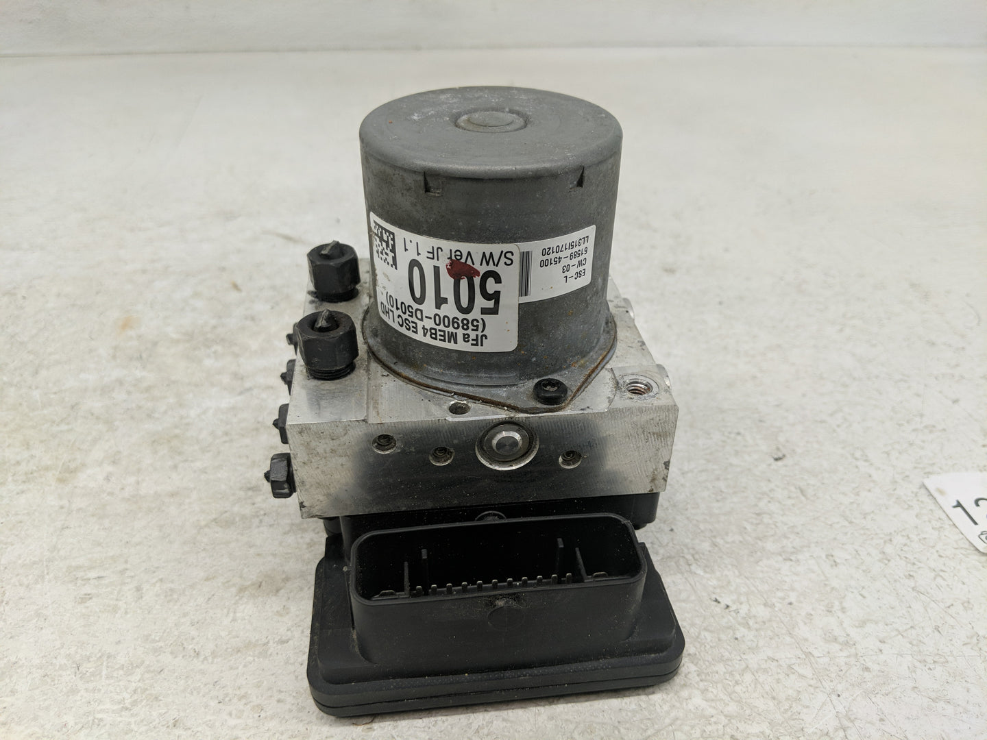 2016-2018 Kia Optima ABS Pump Control Module Replacement P/N:D5589-30500 58900-D5010 Fits Fits 2016 2017 2018 OEM Used Auto 