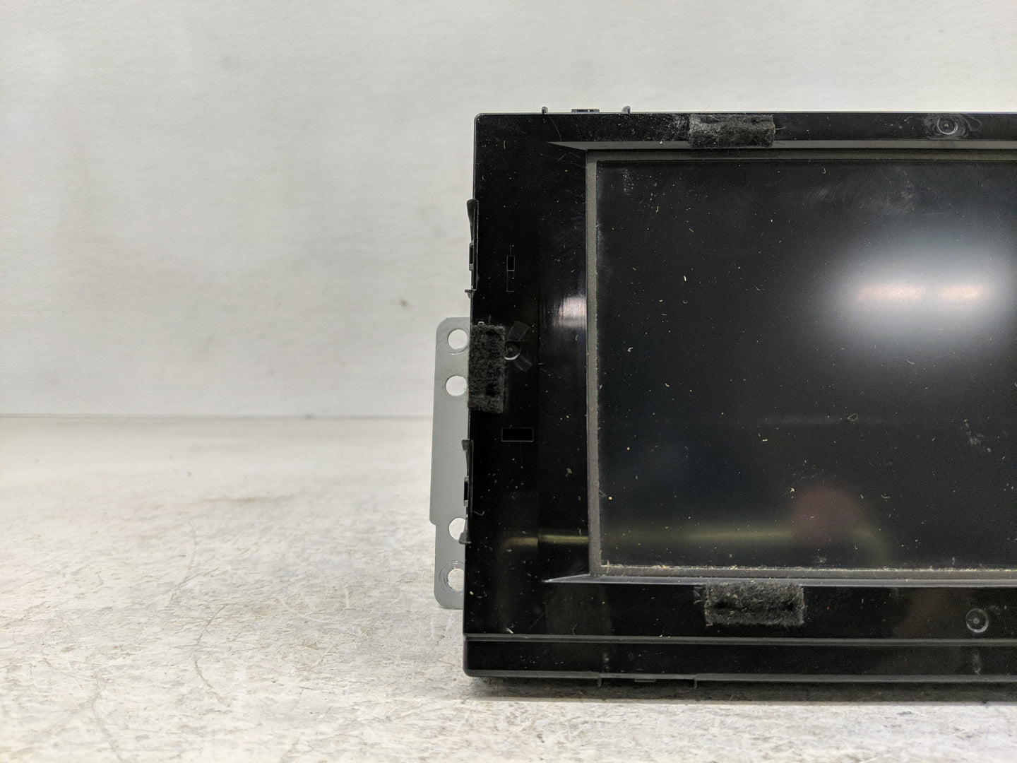 2017-2018 Kia Optima Radio AM FM Cd Player Receiver Replacement P/N:96160-D5150WK Fits Fits 2017 2018 OEM Used Auto Parts - 
