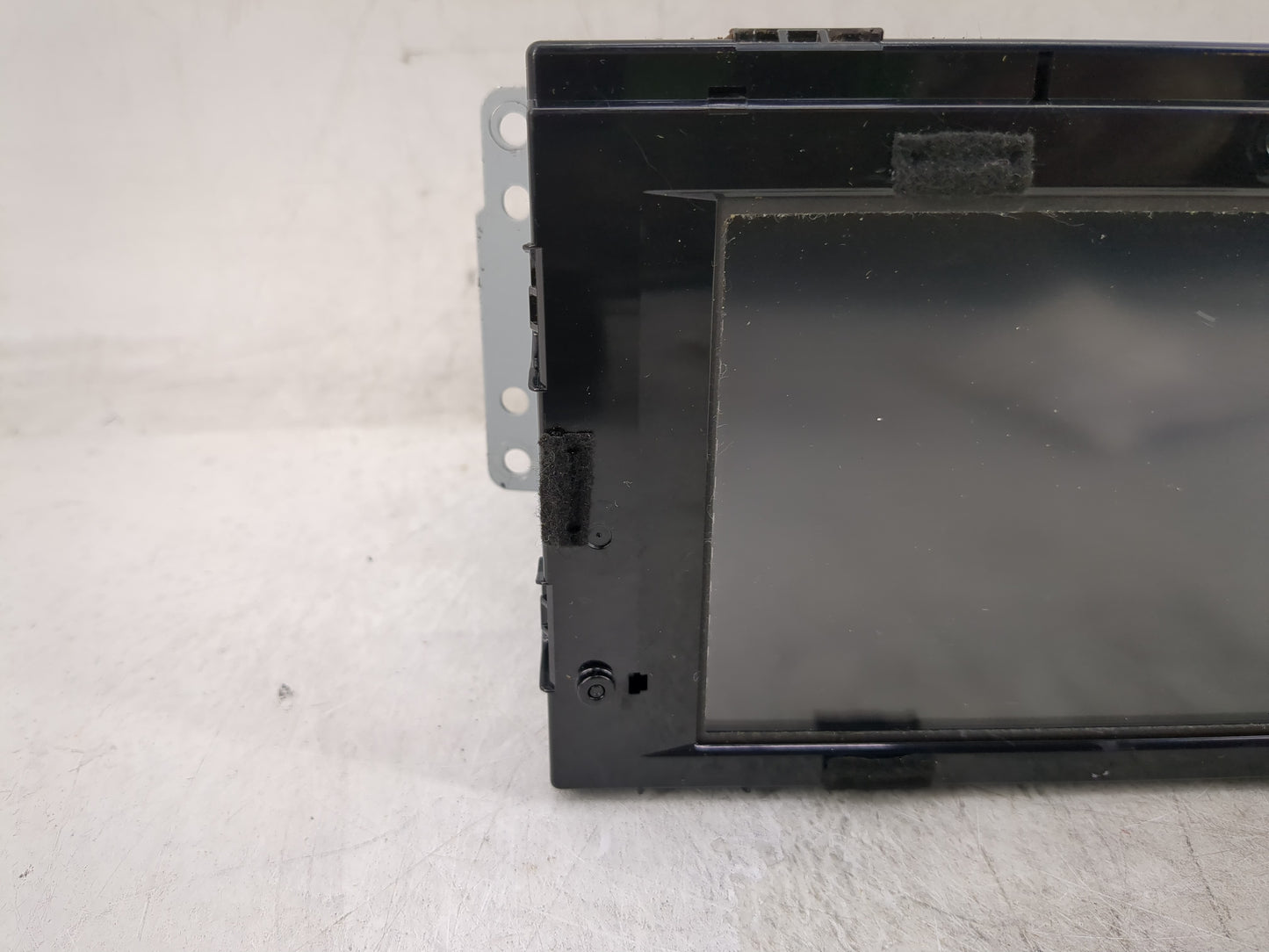 2017-2018 Kia Optima Radio AM FM Cd Player Receiver Replacement P/N:96160-D5150WK Fits Fits 2017 2018 OEM Used Auto Parts - 