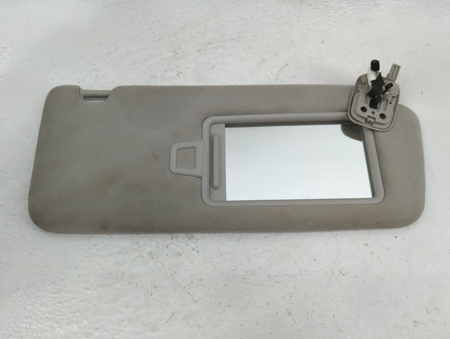 2016-2020 Kia Optima Sun Visor Shade Replacement Passenger Right Mirror Fits Fits 2016 2017 2018 2019 2020 OEM Used Auto Par