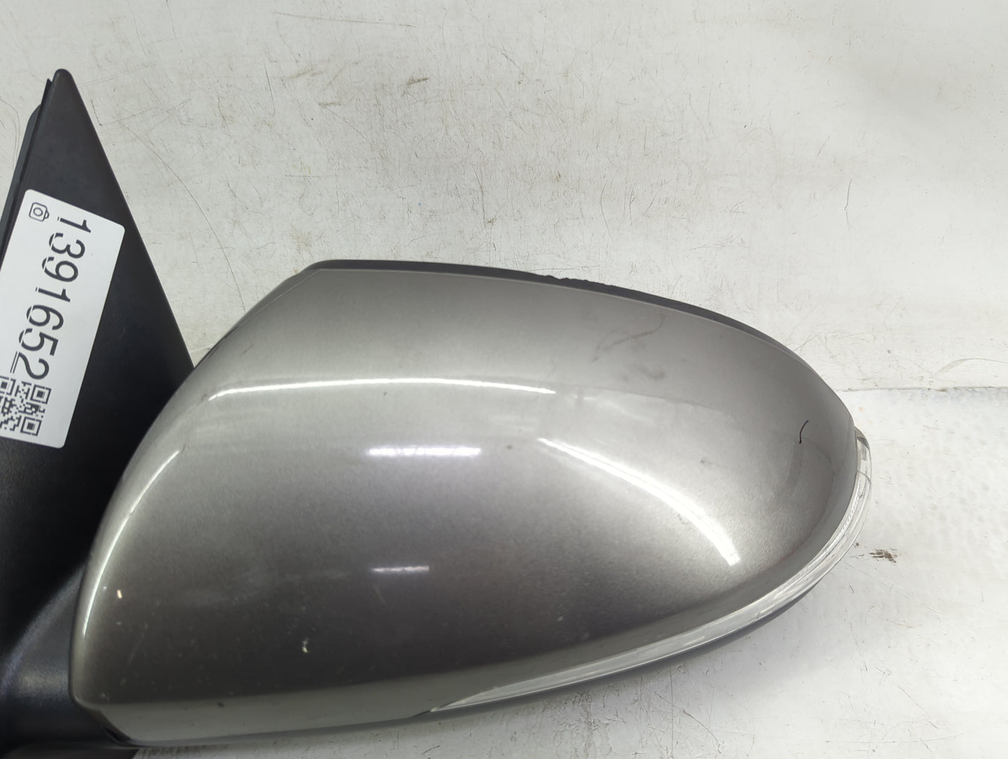 2016-2020 Kia Optima Driver Side View Mirror - Left Door Mirror OEM Used - Oemusedautoparts1.com