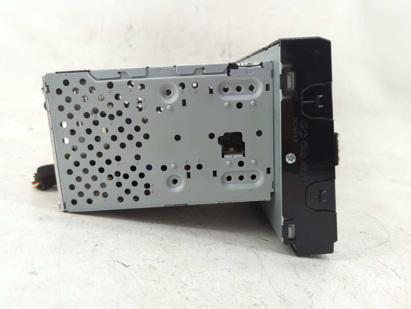 2017-2018 Kia Optima Radio AM FM Cd Player Receiver Replacement P/N:96160-D5150WK Fits Fits 2017 2018 OEM Used Auto Parts - 