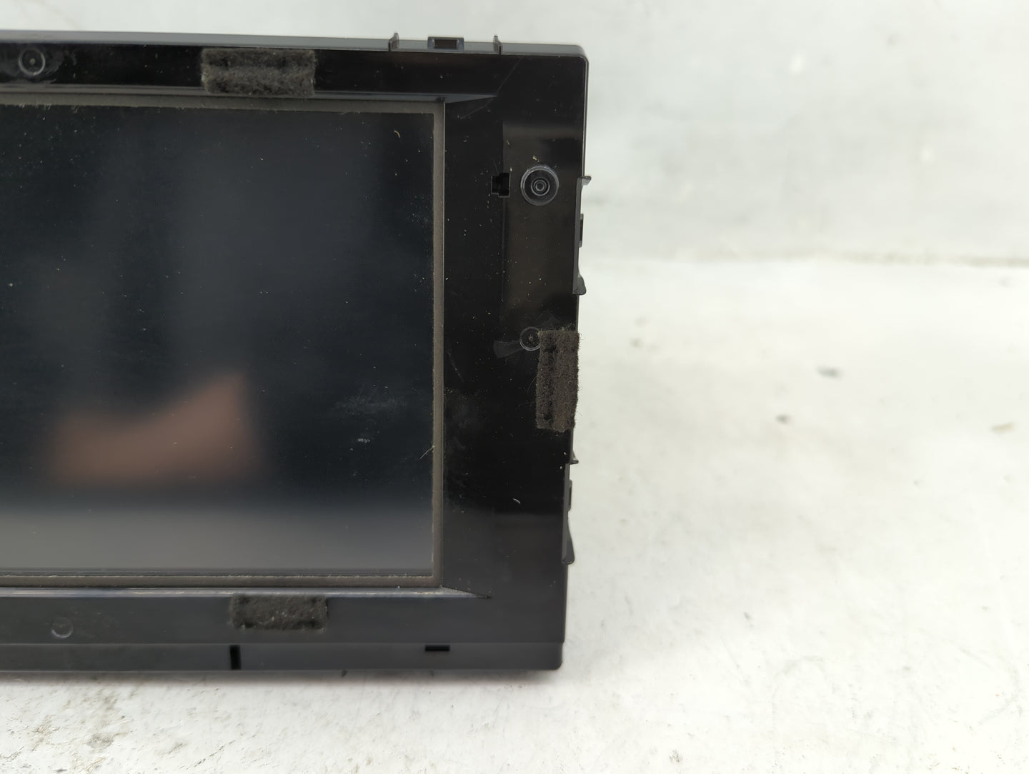 2017-2018 Kia Optima Radio AM FM Cd Player Receiver Replacement P/N:96160-D5150WK Fits Fits 2017 2018 OEM Used Auto Parts - 