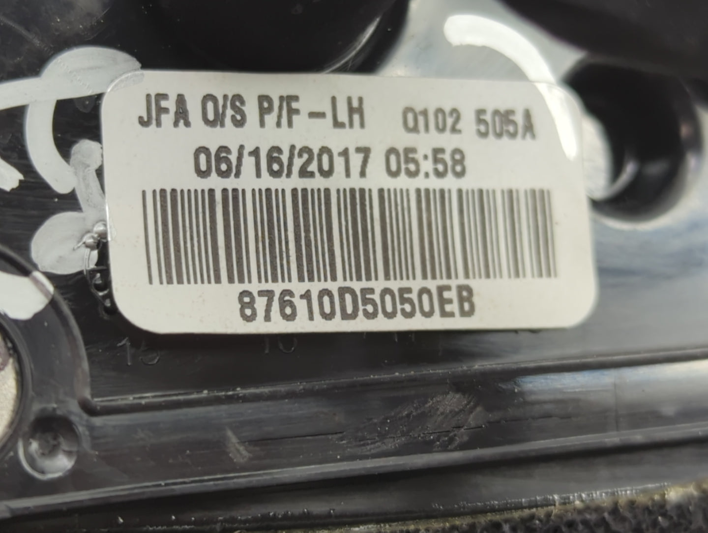 2016-2020 Kia Optima Driver Side View Mirror - Left Door Mirror OEM Used - Oemusedautoparts1.com