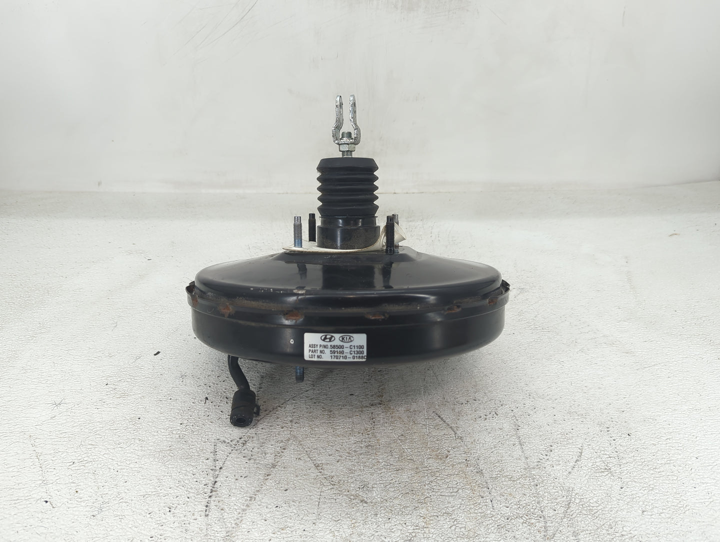 2016-2019 Kia Optima Power Brake Booster Oem - Oemusedautoparts1.com