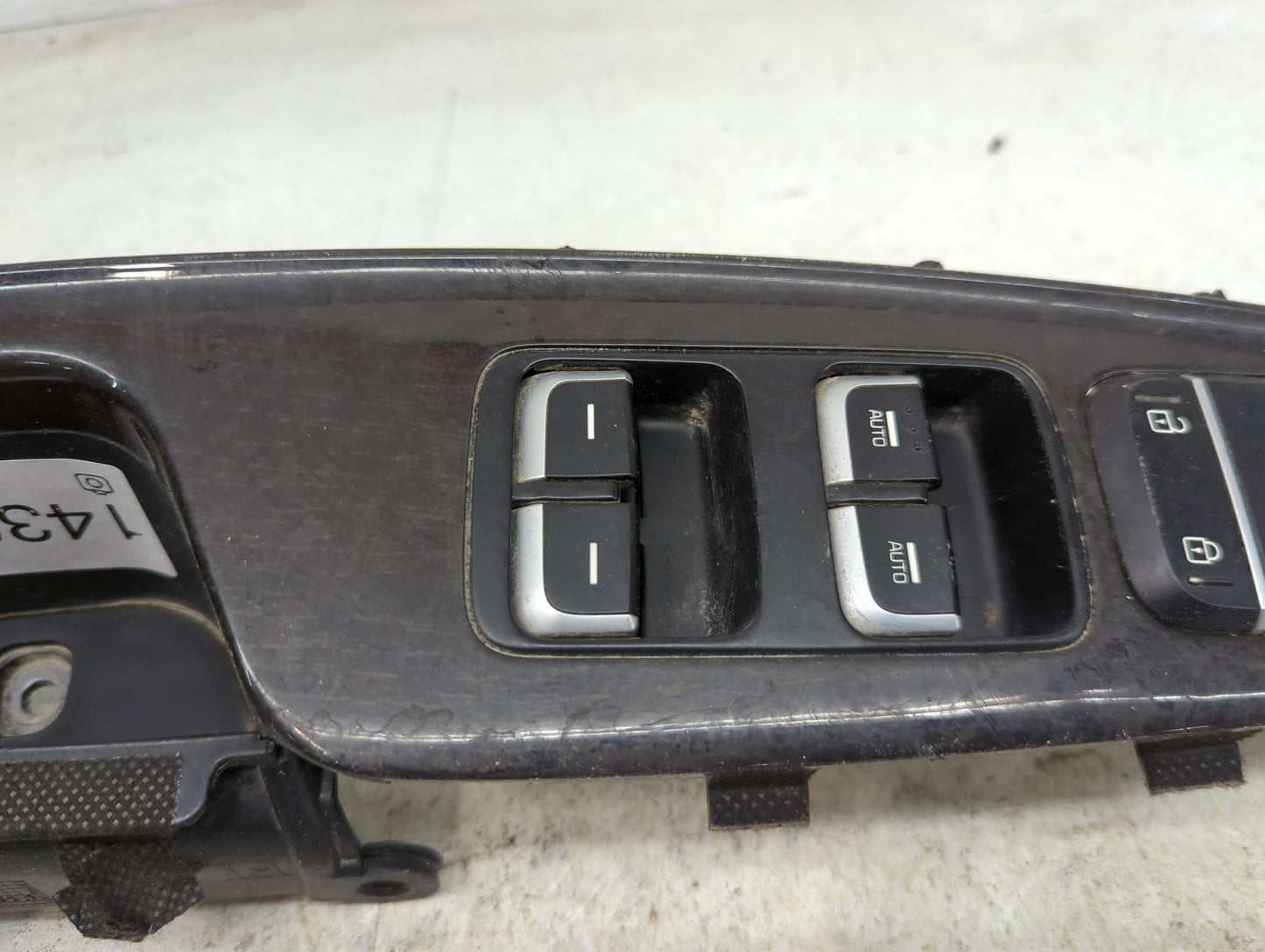 2018 Kia Optima Master Power Window Switch Replacement Driver Side Left P/N:M0310-D5060BF9 Fits OEM Used Auto Parts - Oemuse