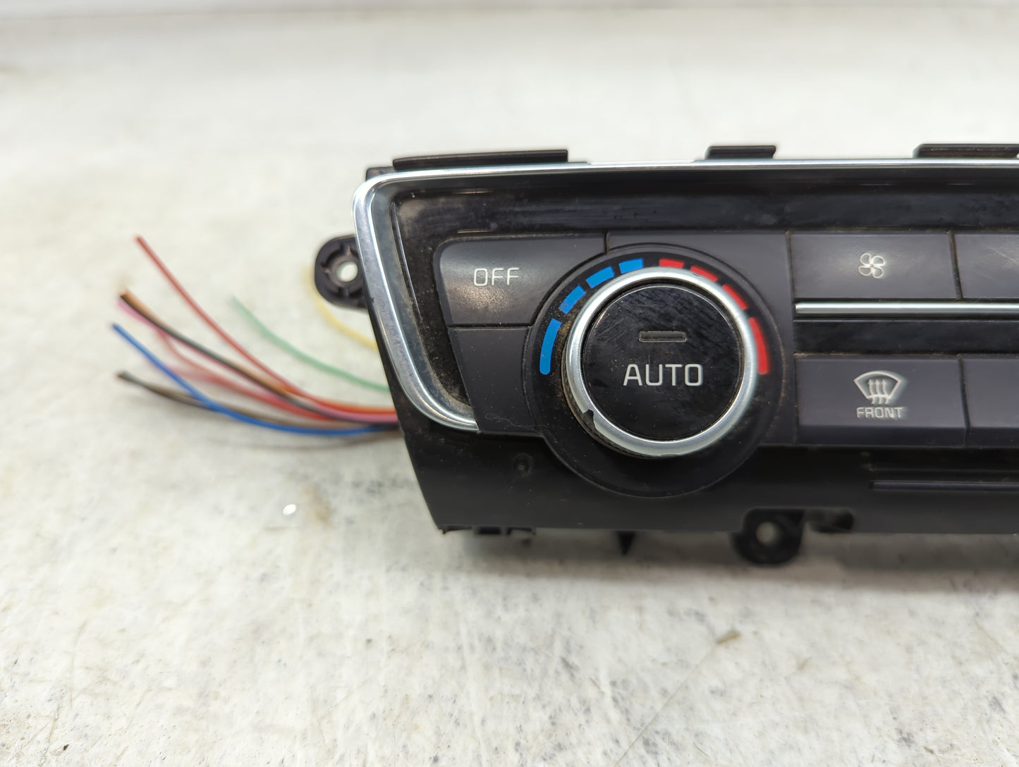 2018 Kia Optima Climate Control Module Temperature AC/Heater Replacement P/N:97250-D5701 Fits OEM Used Auto Parts - Oemuseda