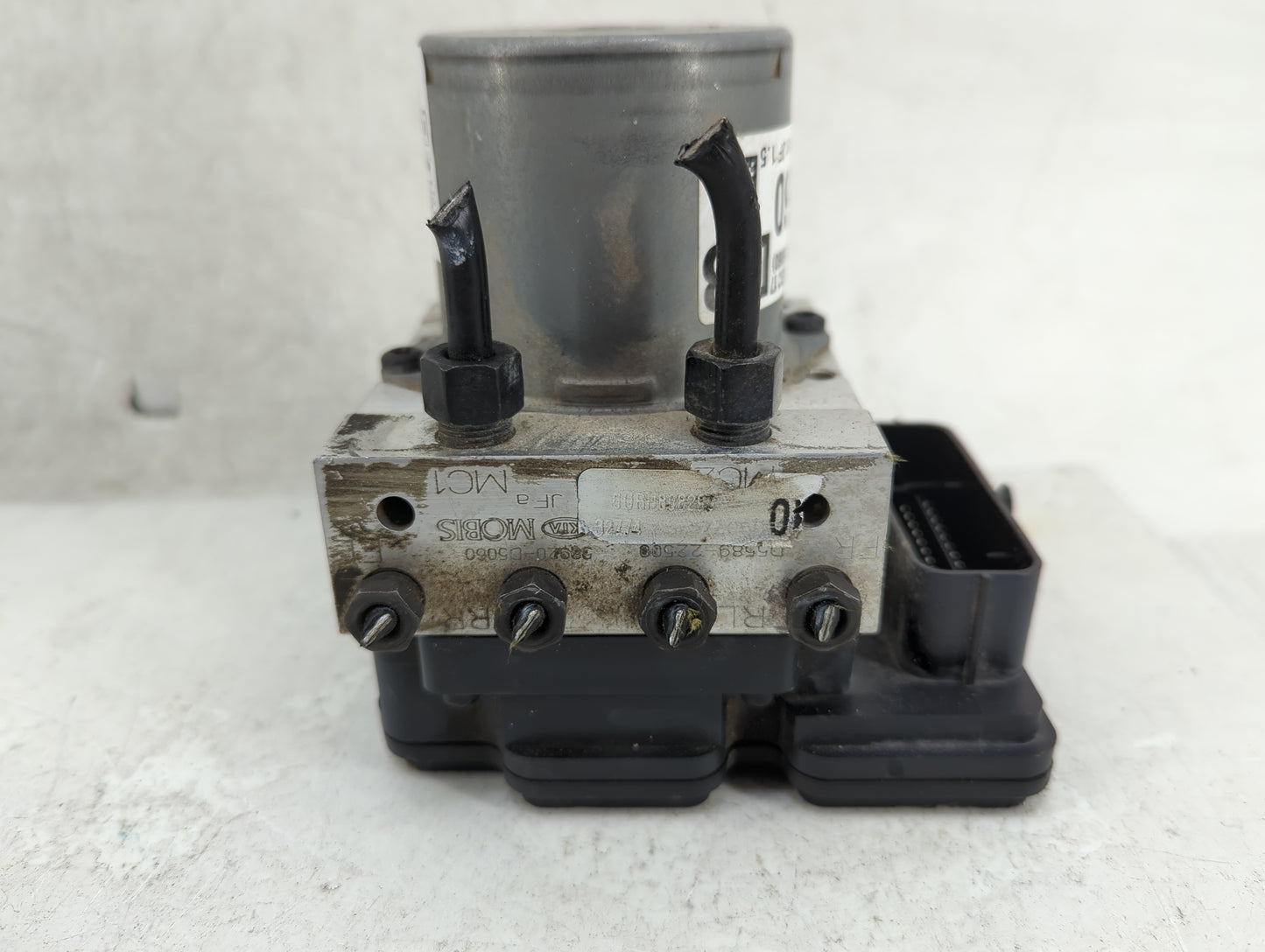 2017-2018 Kia Optima ABS Pump Control Module Replacement P/N:58900-D5060 Fits Fits 2017 2018 OEM Used Auto Parts - Oemusedau