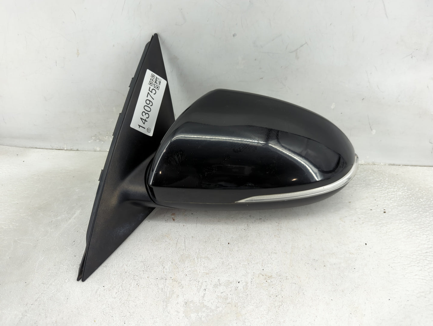 2016-2020 Kia Optima Driver Side View Mirror - Left Door Mirror OEM Used - Oemusedautoparts1.com