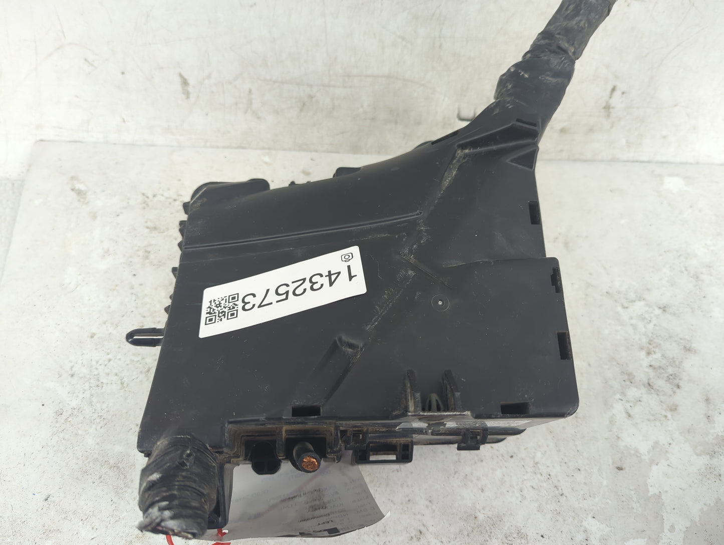 2016-2019 Kia Optima Fusebox Fuse Box Panel Relay Module P/N:18980-09400 18980-09450, 91230D5300JA Fits Fits 2016 2017 2018 