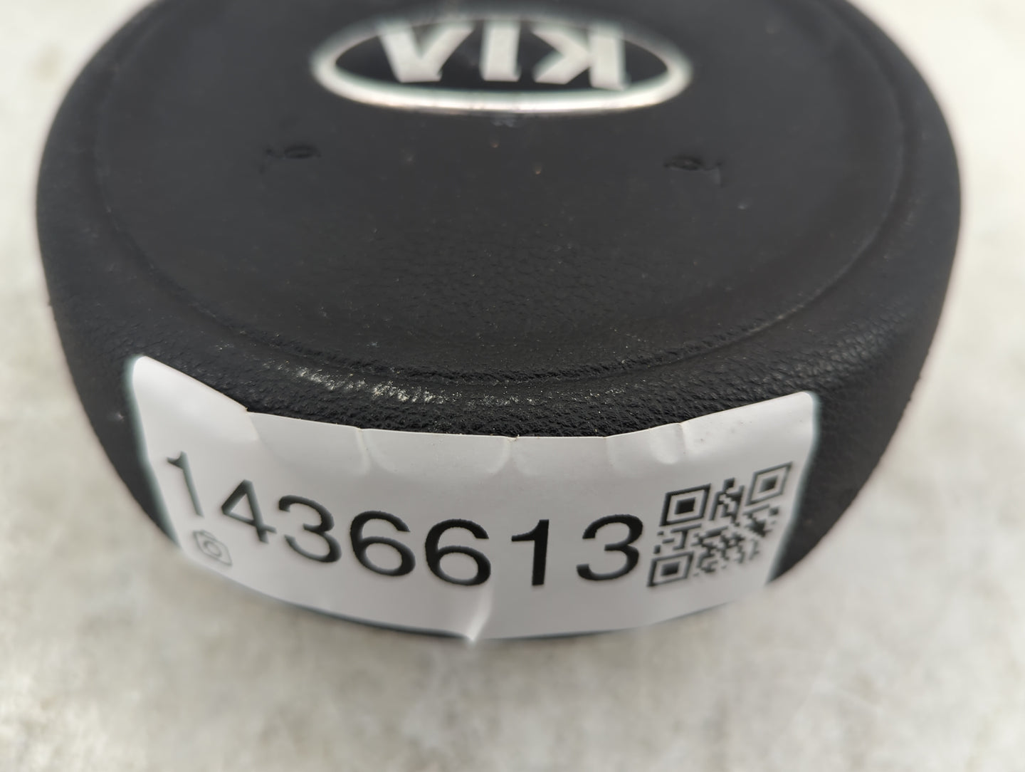 2018 Kia Optima Air Bag Driver Left Steering Wheel Mounted P/N:1048617 Fits OEM Used Auto Parts - Oemusedautoparts1.com