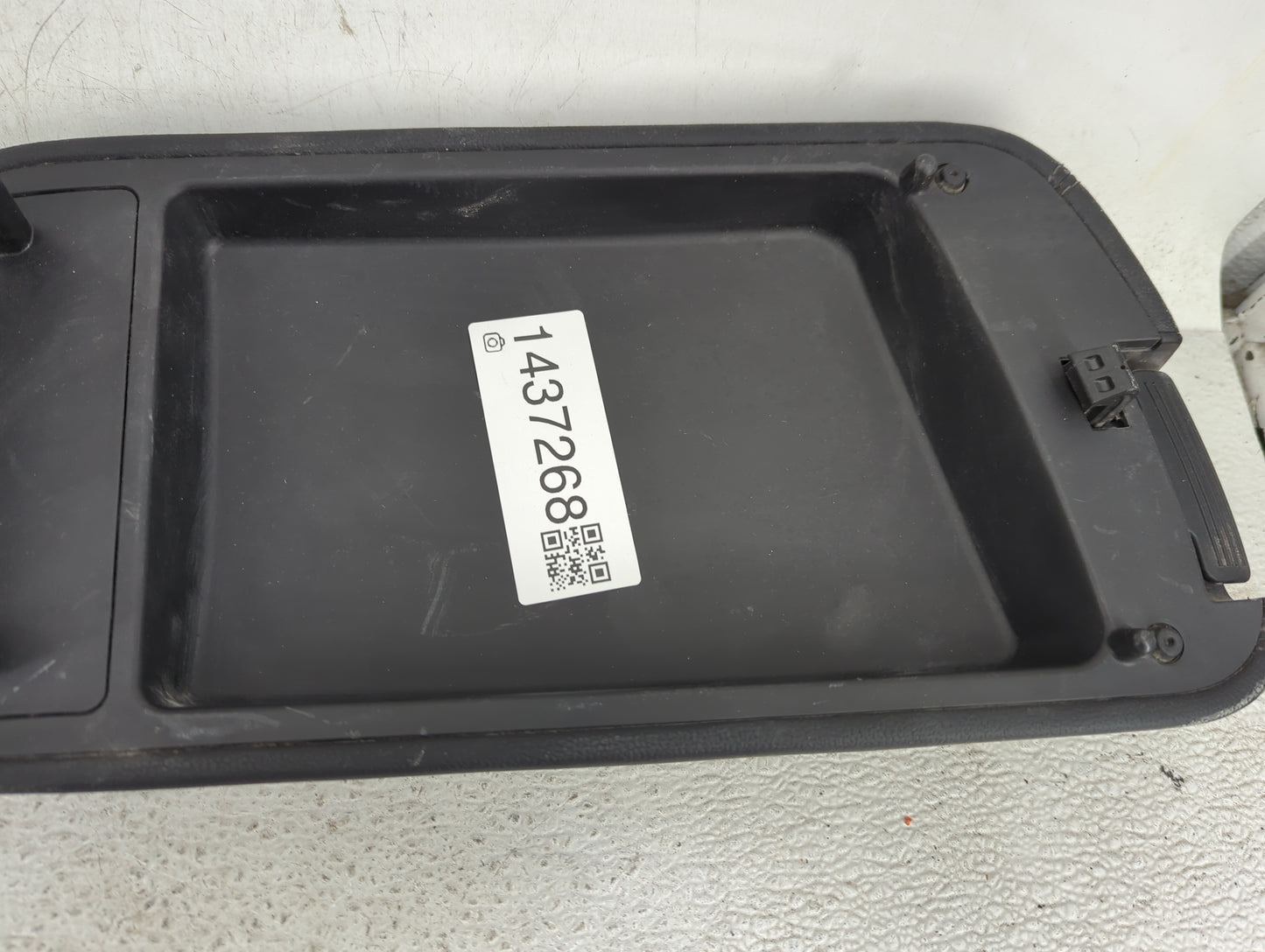 2018 Kia Optima Center Console Armrest Cover Lid Fits OEM Used Auto Parts - Oemusedautoparts1.com