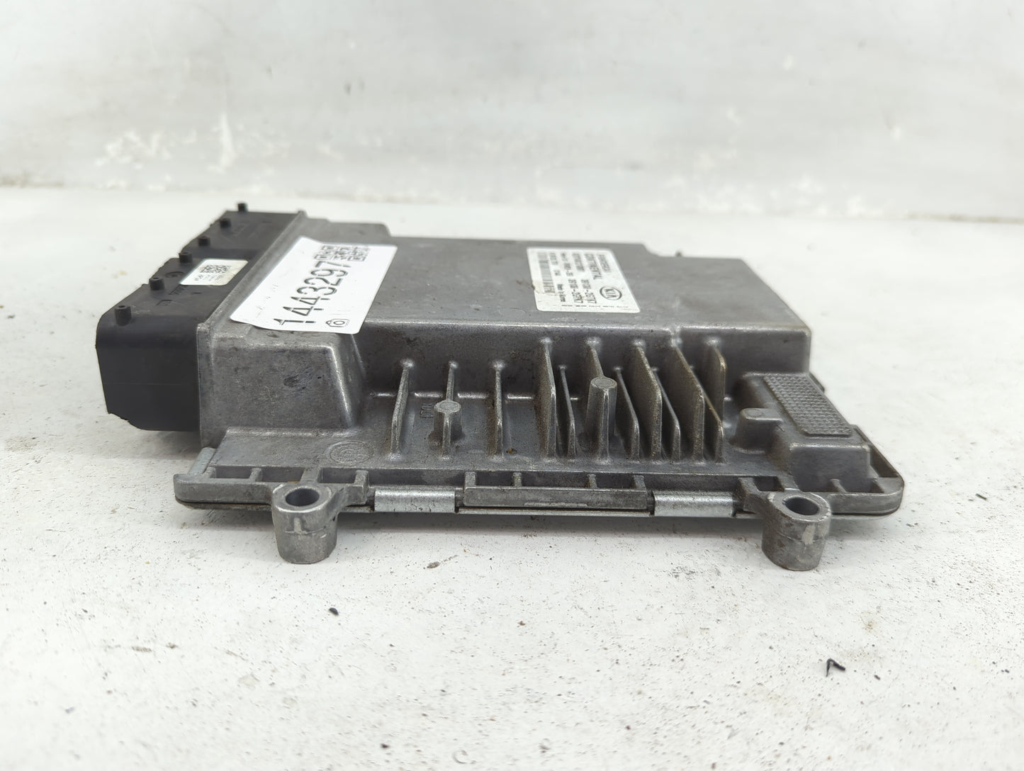 2016-2018 Kia Optima PCM Engine Control Computer ECU ECM PCU OEM P/N:39138-2GTK7 39108-2GTK7 Fits Fits 2016 2017 2018 OEM Us