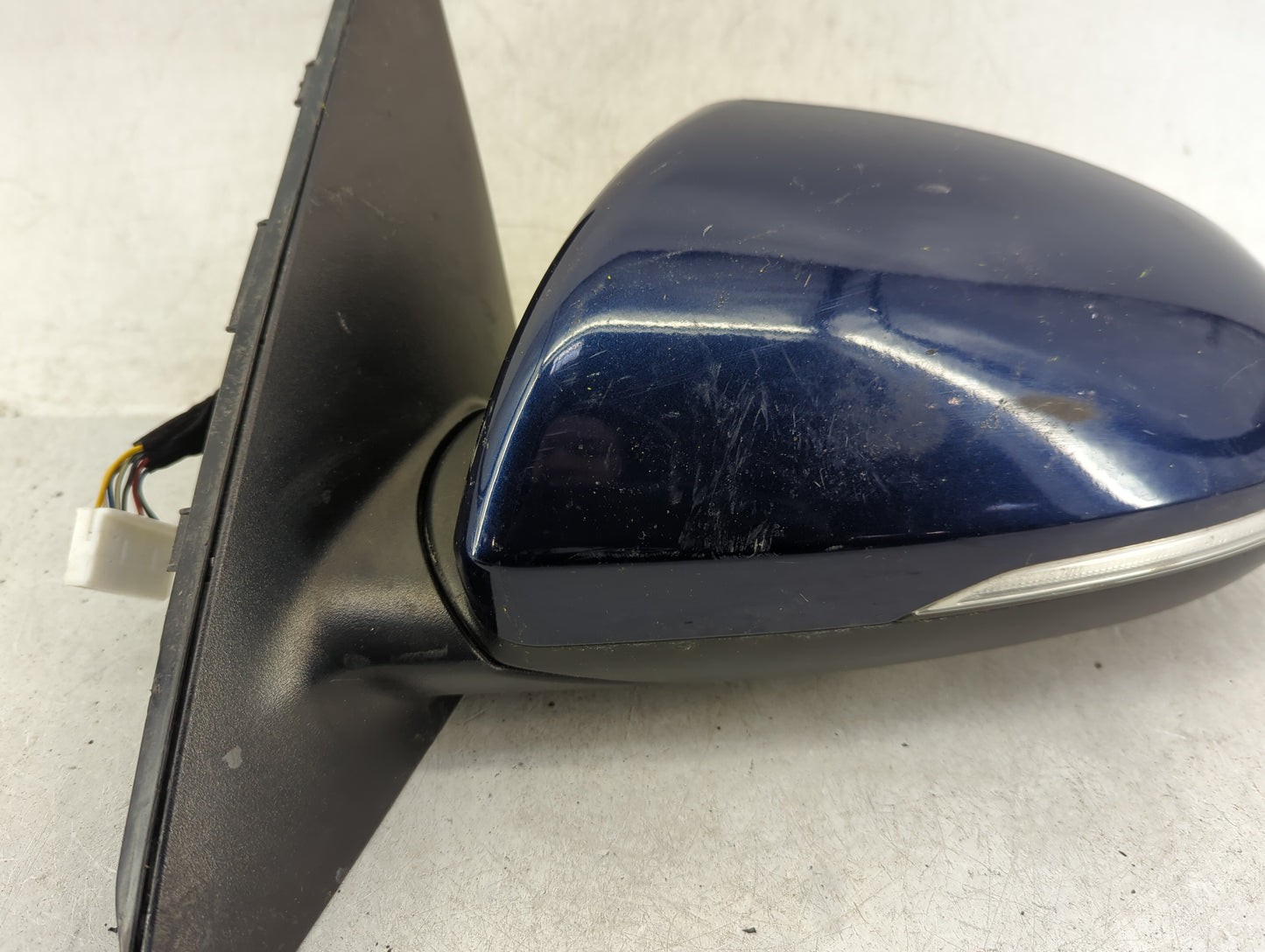 2016-2018 Kia Optima Driver Side View Mirror - Left Door Mirror OEM Used - Oemusedautoparts1.com