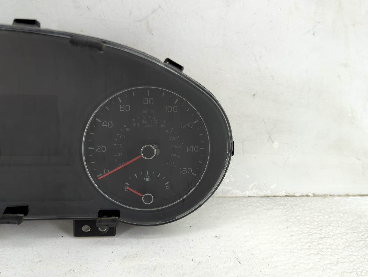 2016-2018 Kia Optima Instrument Cluster Speedometer Gauges P/N:94001-D5500 Miles:53K Fits Fits 2016 2017 2018 OEM Used Auto 