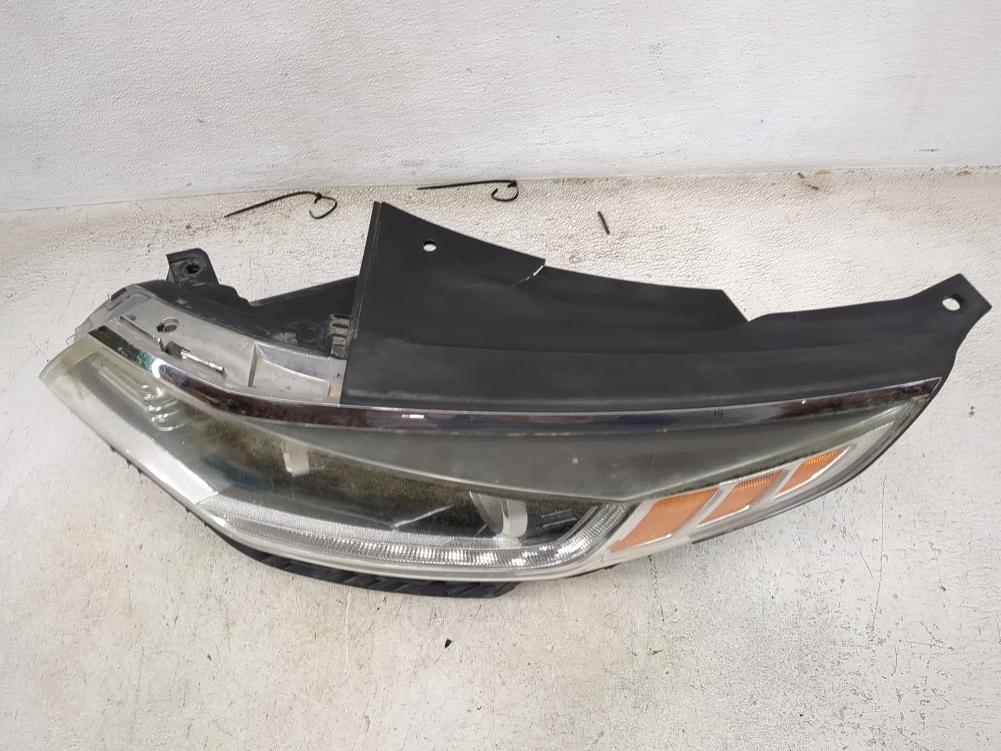 2018 Kia Optima Driver Left Oem Head Light Headlight Lamp - Oemusedautoparts1.com