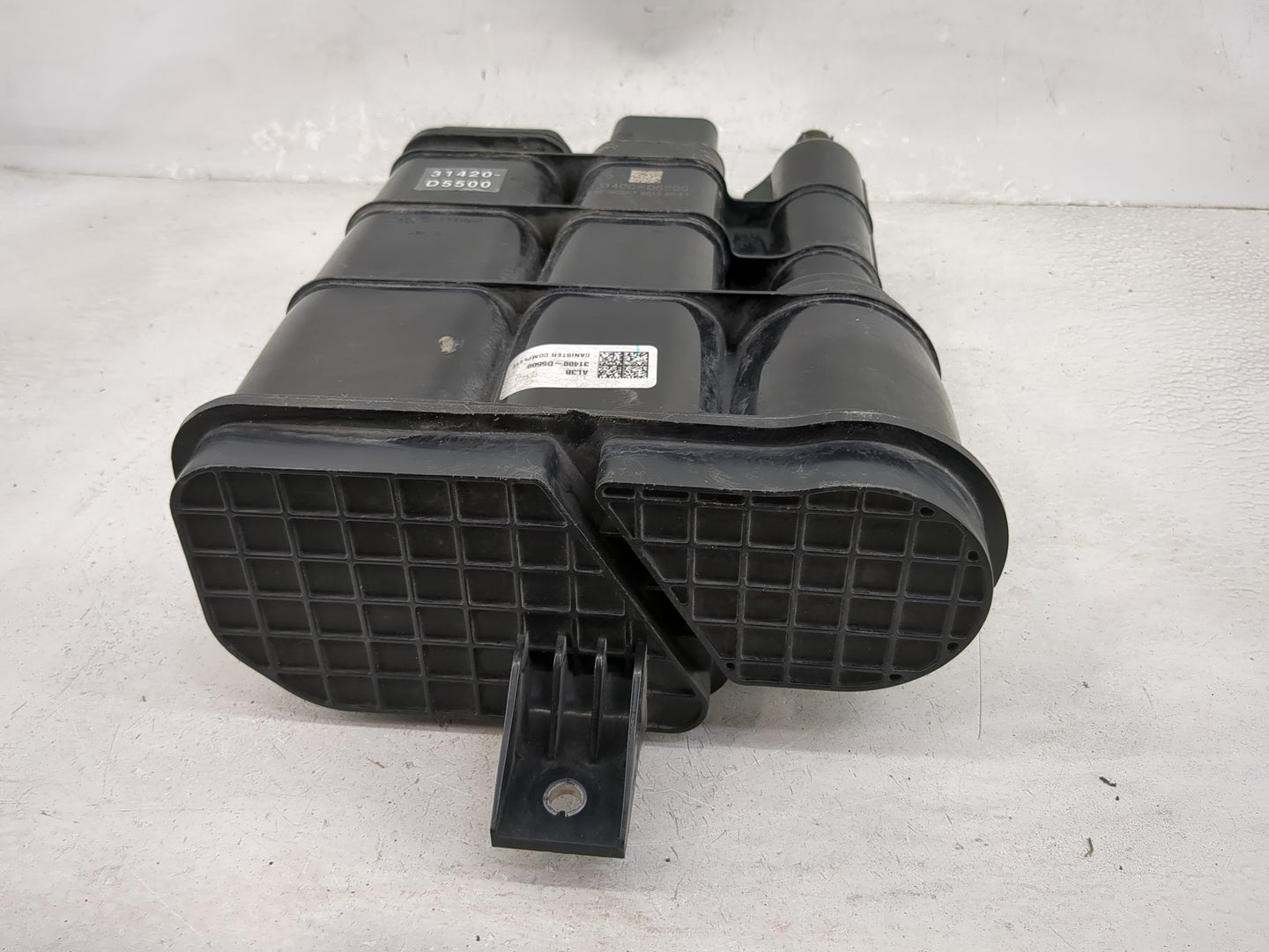 2018 Kia Optima Fuel Vapor Charcoal Canister 1476930 - Oemusedautoparts1.com