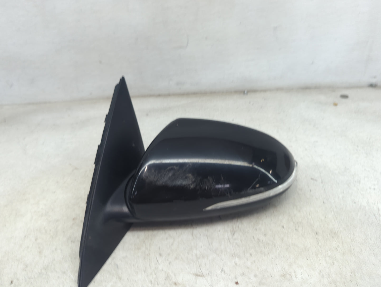 2016-2020 Kia Optima Driver Side View Mirror - Left Door Mirror OEM Used - Oemusedautoparts1.com