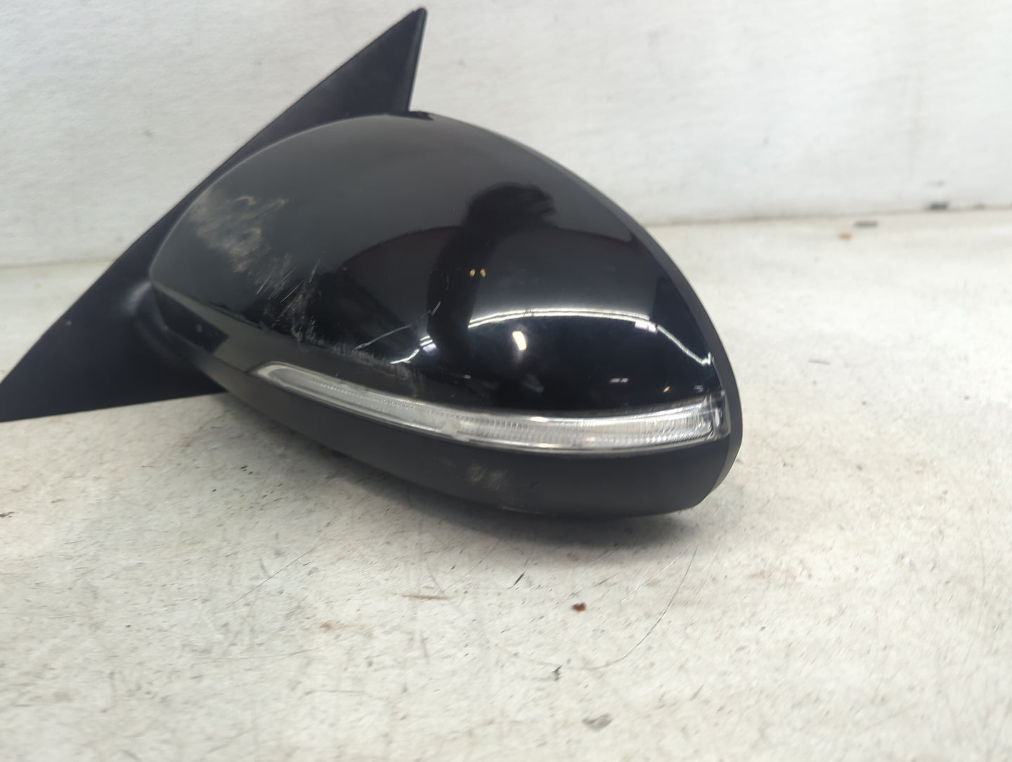 2016-2020 Kia Optima Driver Side View Mirror - Left Door Mirror OEM Used - Oemusedautoparts1.com