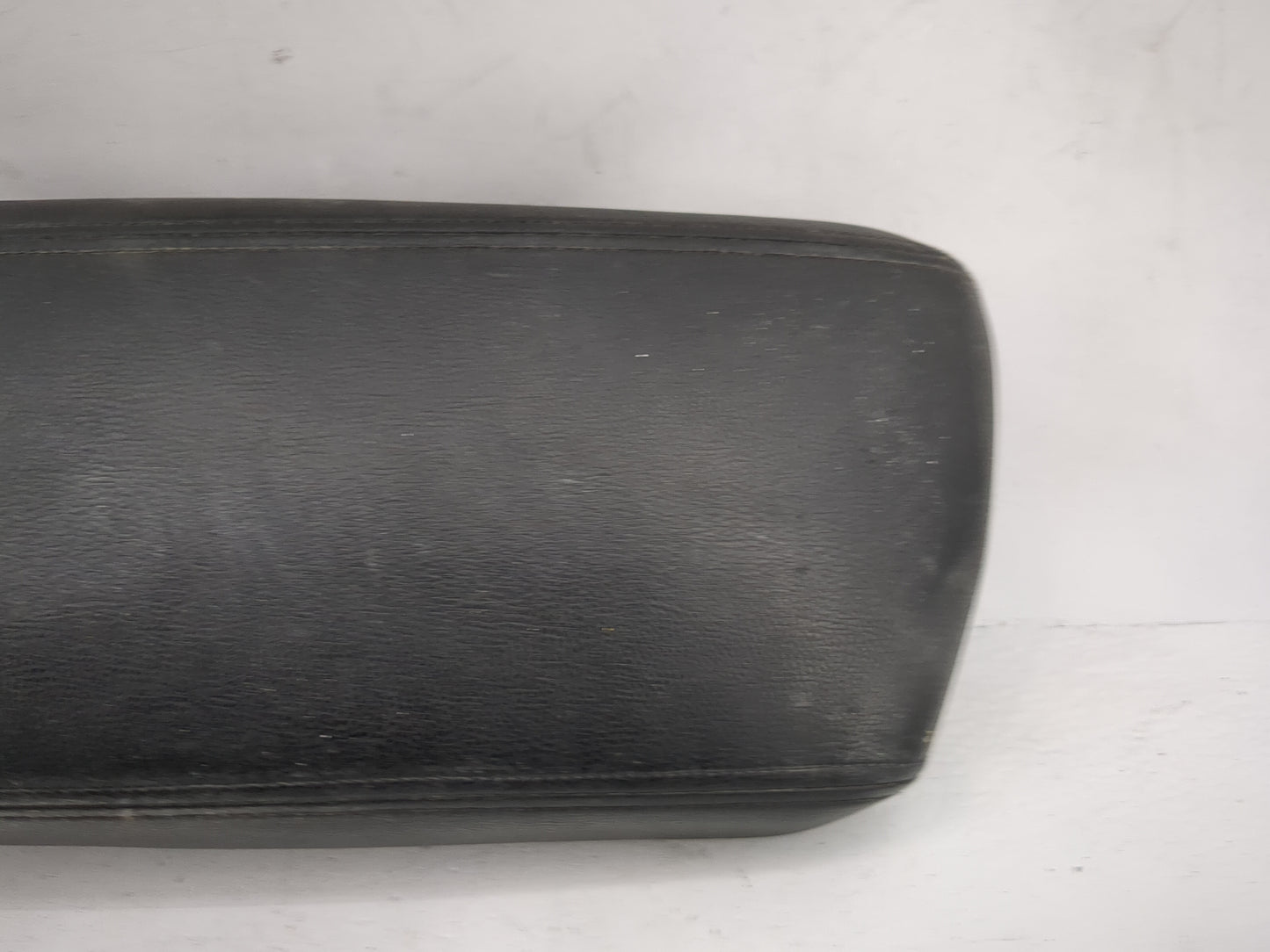 2018 Kia Optima Center Console Armrest Cover Lid Fits OEM Used Auto Parts - Oemusedautoparts1.com