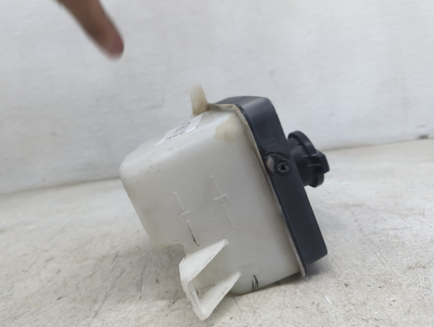 2016-2020 Kia Optima Radiator Coolant Overflow Expansion Tank Bottle 1478831 - Oemusedautoparts1.com