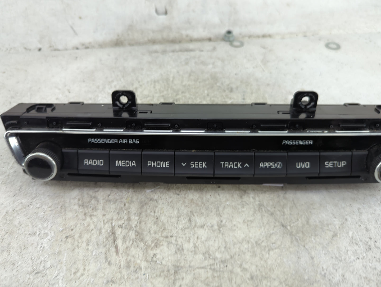 2016-2019 Kia Optima Radio Control Panel 1489918 - Oemusedautoparts1.com
