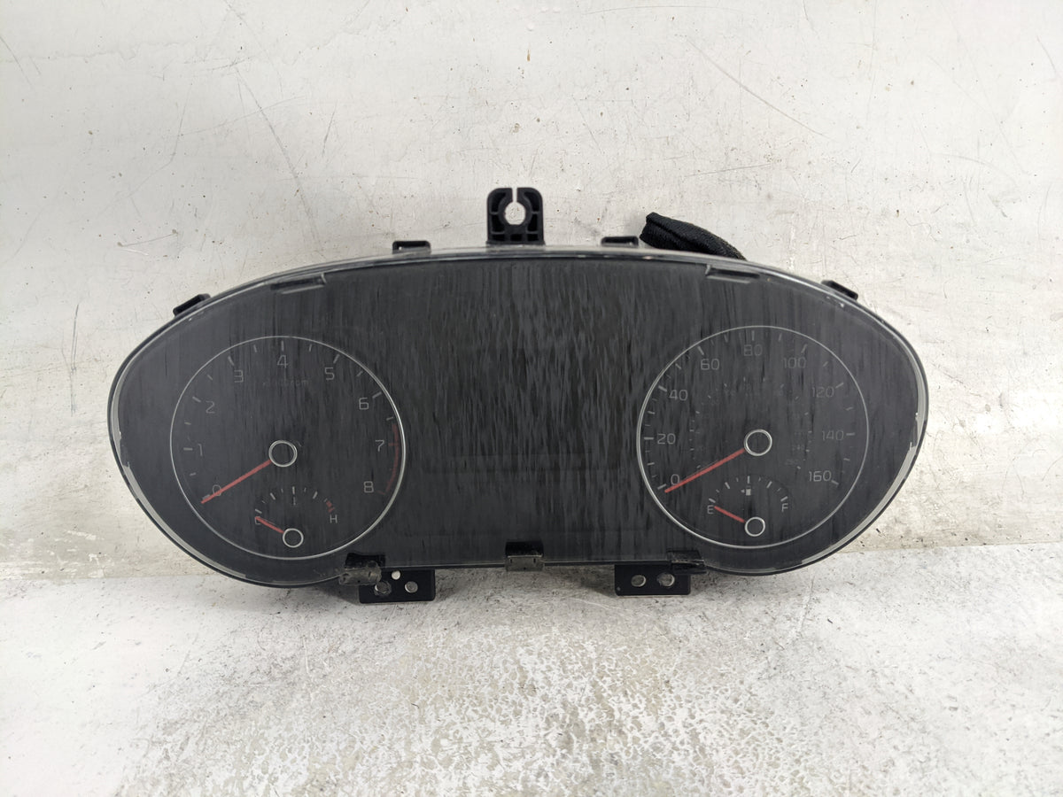2016-2018 Kia Optima Instrument Cluster Speedometer Gauges P/N:94001-D5500 Miles:106K Fits Fits 2016 2017 2018 OEM Used Auto