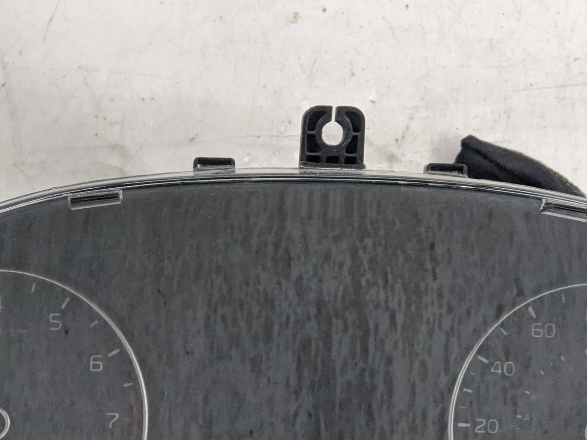 2016-2018 Kia Optima Instrument Cluster Speedometer Gauges P/N:94001-D5500 Miles:106K Fits Fits 2016 2017 2018 OEM Used Auto