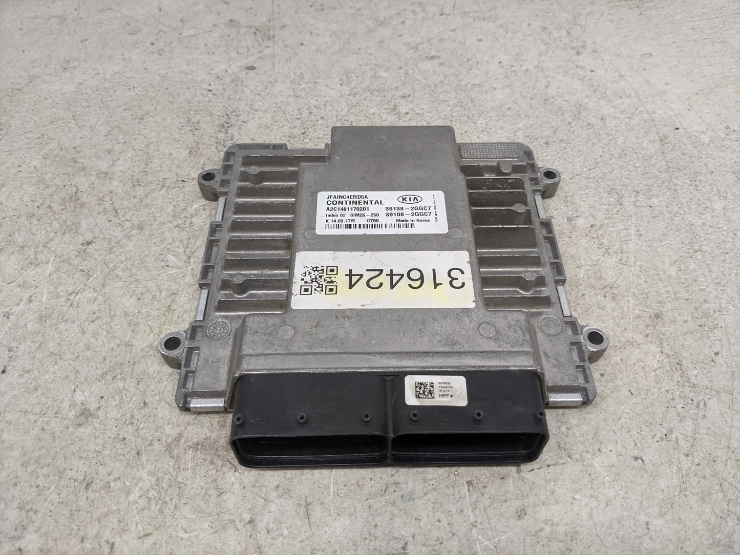 2016-2018 Kia Optima PCM Engine Control Computer ECU ECM PCU OEM P/N:39108-2GGC7 39138-2GGC7 Fits Fits 2016 2017 2018 OEM Us