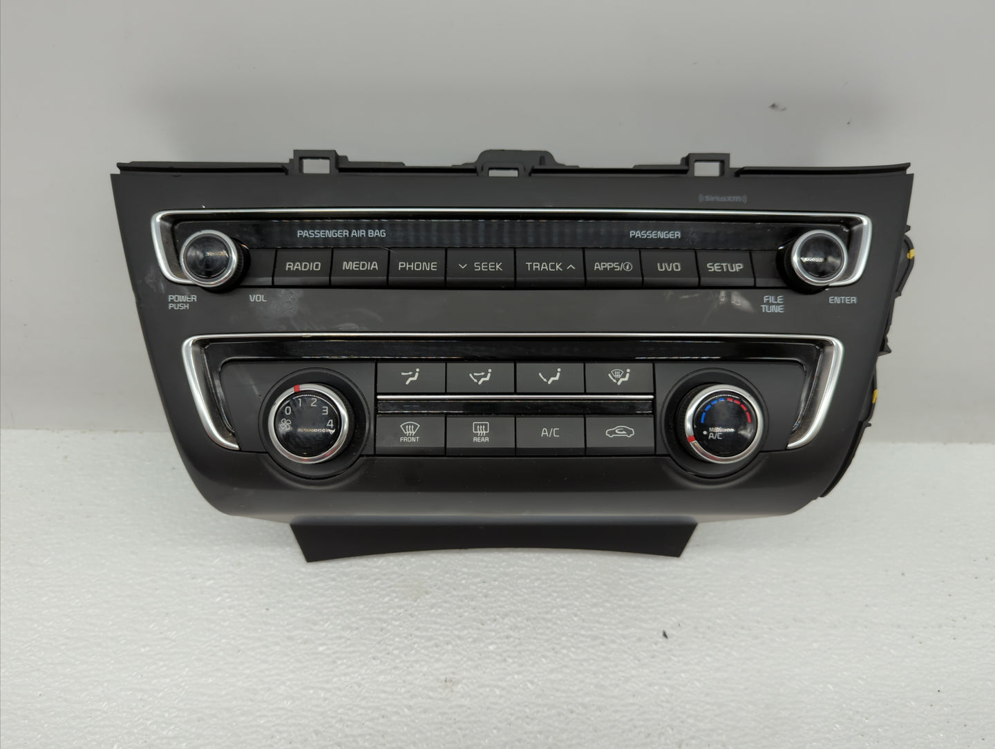 2017-2019 Kia Optima Am Fm Cd Player Radio Receiver - Oemusedautoparts1.com