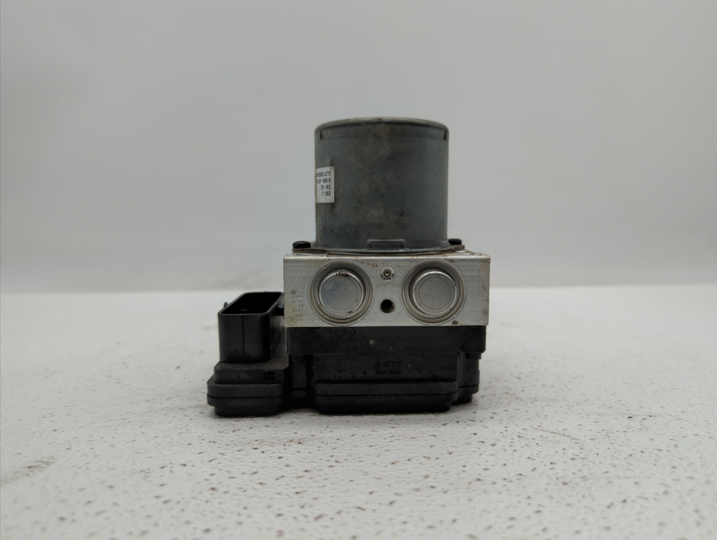 2017-2018 Kia Optima ABS Pump Control Module Replacement P/N:58900-D5060 58920-D5060 Fits Fits 2017 2018 OEM Used Auto Parts