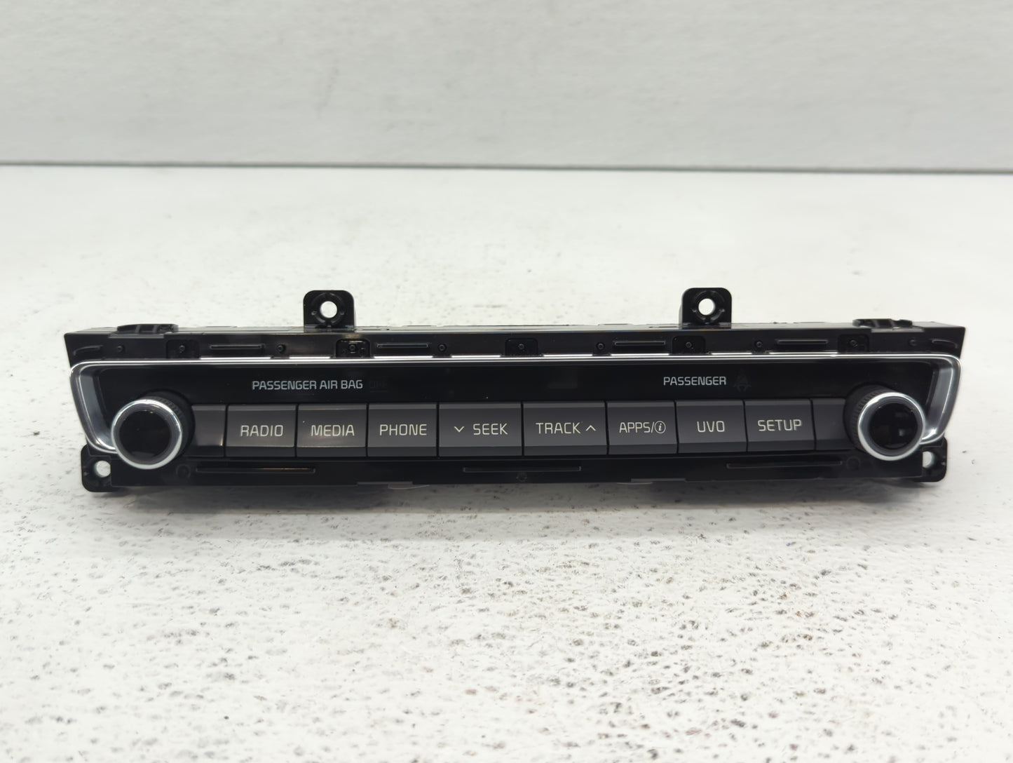 2016-2019 Kia Optima Radio Control Panel - Oemusedautoparts1.com